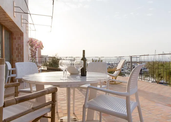 Moll Petit - Turismo De Interior *